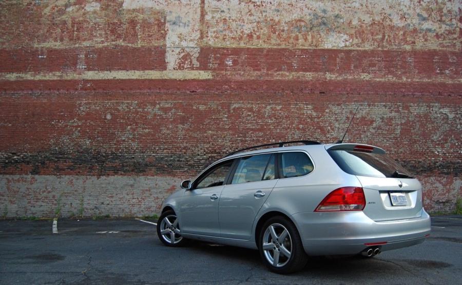  Volkswagen Sportwagen SE 2009 года  (фото 7 из 28)